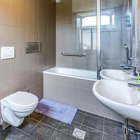 Holiday home In With Private Garden, Cleaning Included Harze