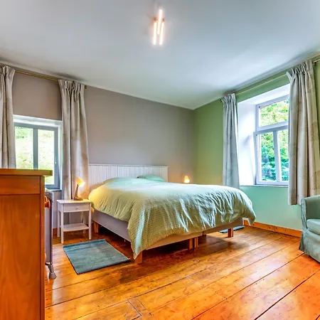 Charming Villa In Harze, Cleaning Included Feriehus