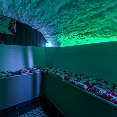 In With Private Garden, Cleaning Included Holiday home Harze